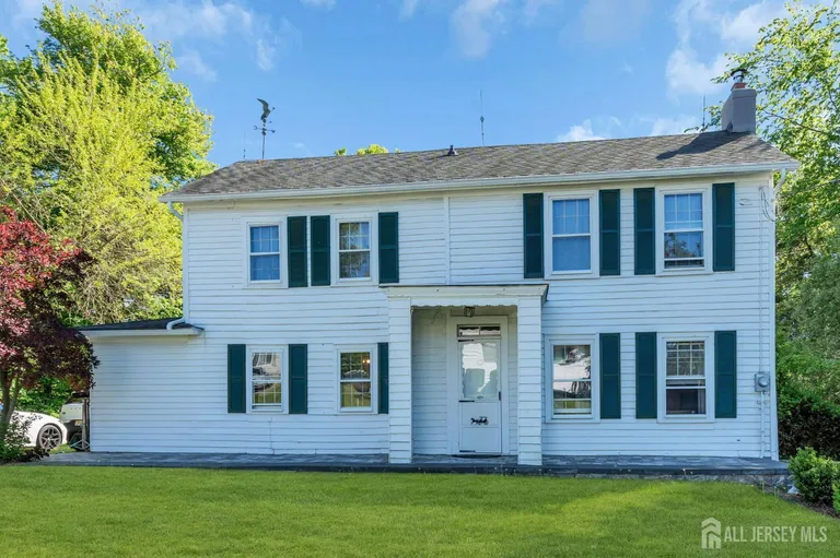 124 Higgins Rd, Old Bridge, NJ 07747