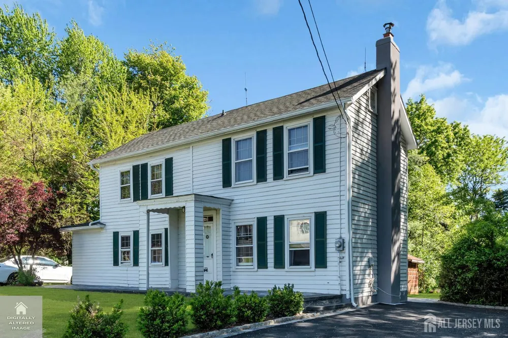 124 Higgins Rd, Old Bridge, NJ 07747