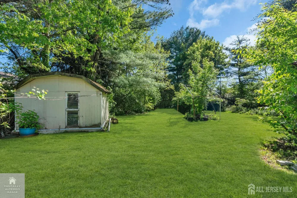 124 Higgins Rd, Old Bridge, NJ 07747