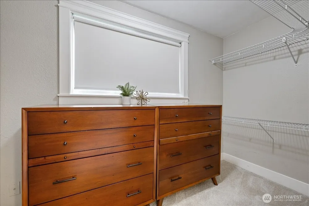 1109 Lewis Ln SE, Issaquah, WA 98027