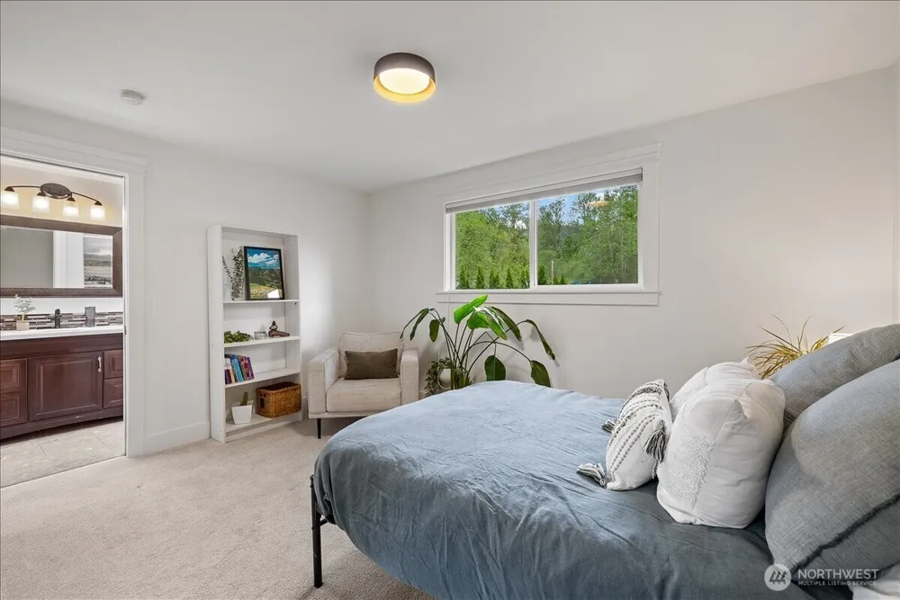 1109 Lewis Ln SE, Issaquah, WA 98027