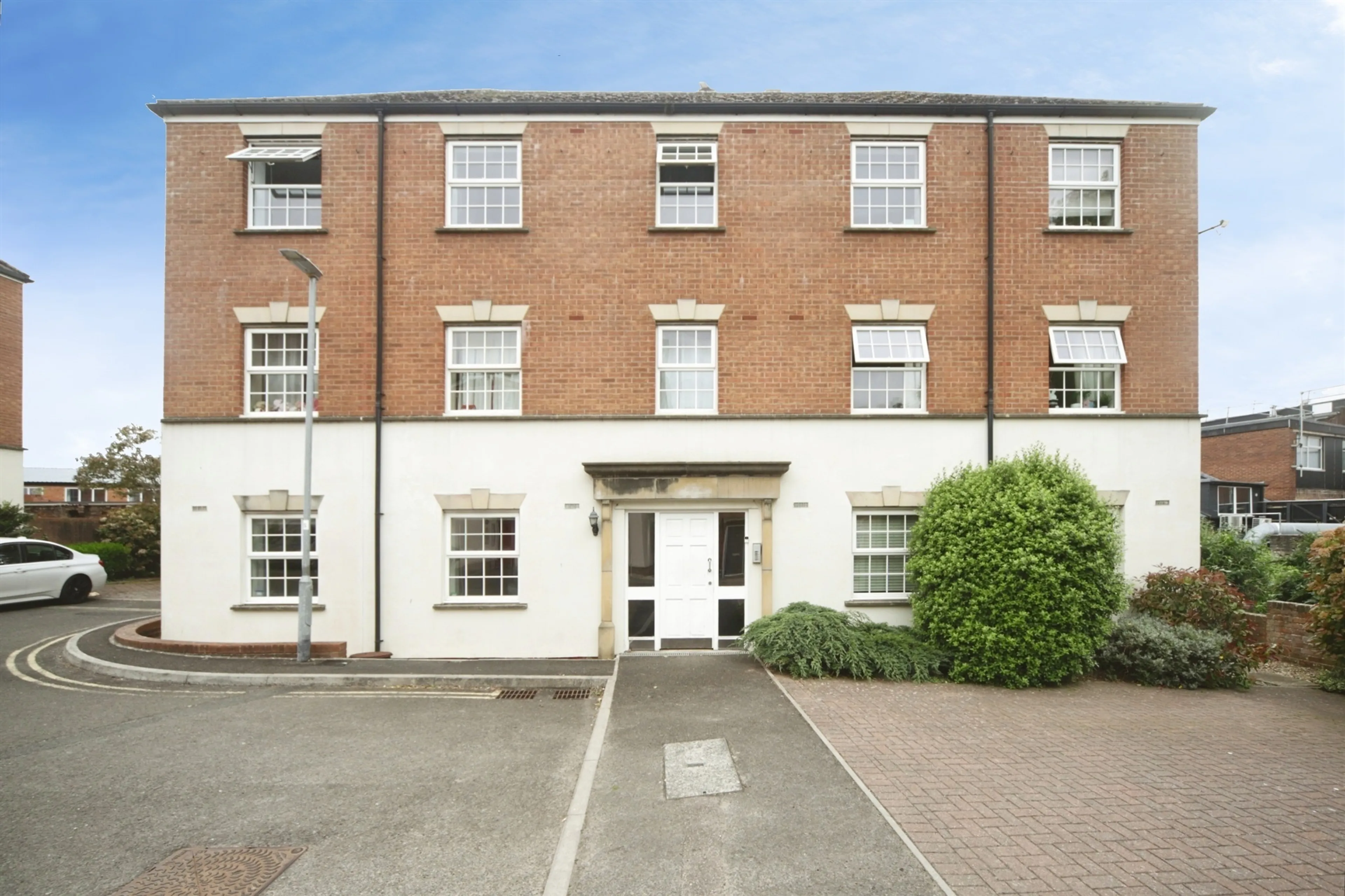 Property at Gatehouse Court, Taunton