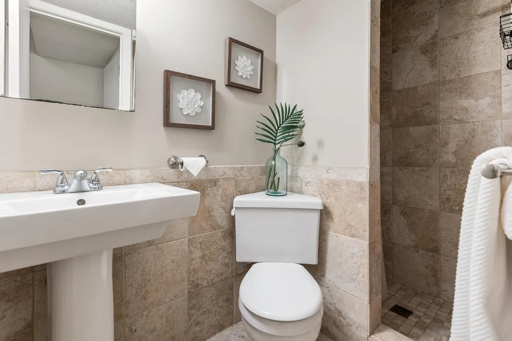9515 Risewood Circle, Eden Prairie, MN 55347