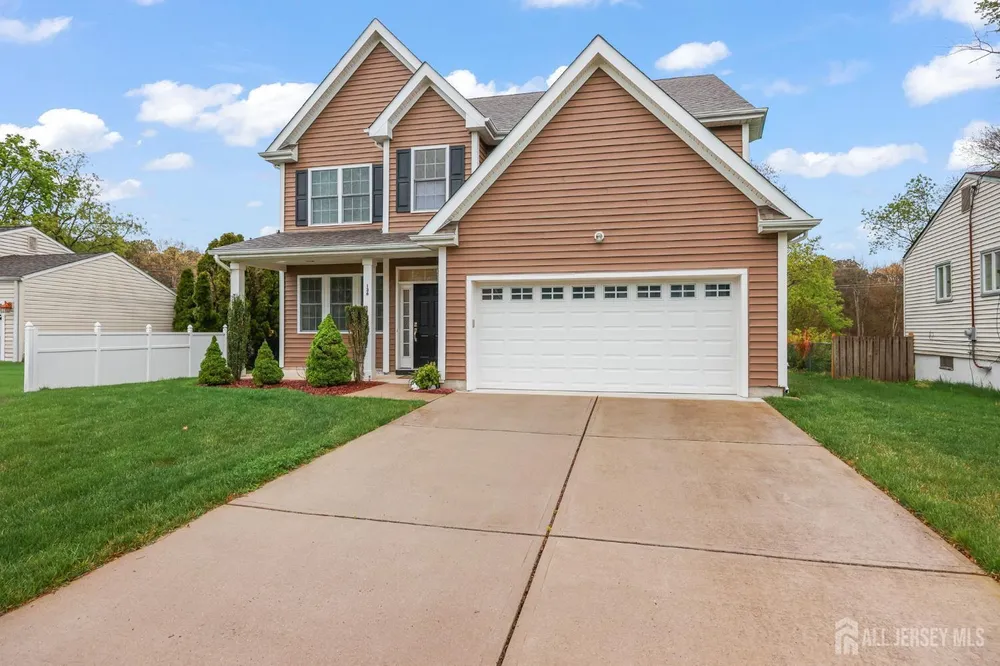 136 Southwood Dr, Old Bridge, NJ 08857