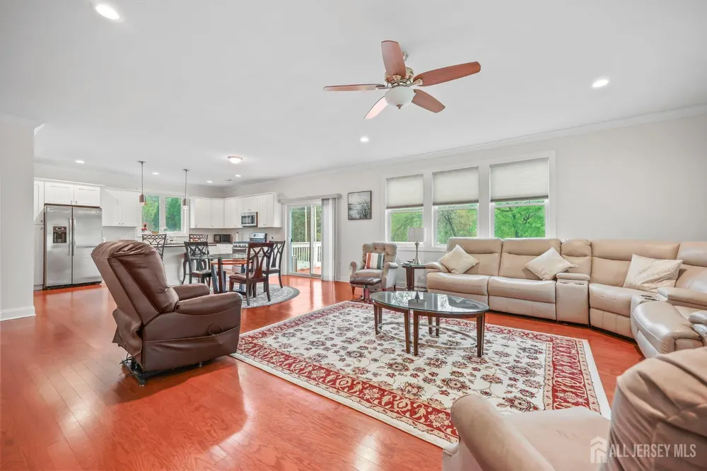 136 Southwood Dr, Old Bridge, NJ 08857