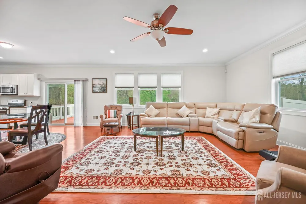 136 Southwood Dr, Old Bridge, NJ 08857