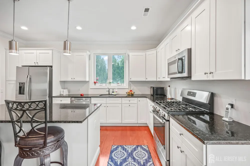 136 Southwood Dr, Old Bridge, NJ 08857