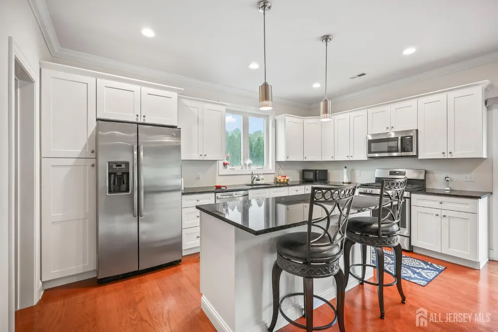 136 Southwood Dr, Old Bridge, NJ 08857