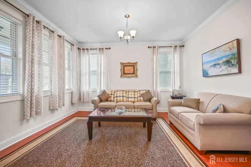 136 Southwood Dr, Old Bridge, NJ 08857