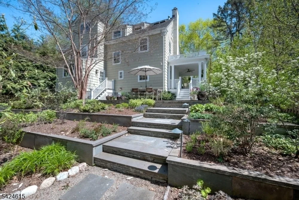 5 North Terrace, Maplewood, NJ 07040