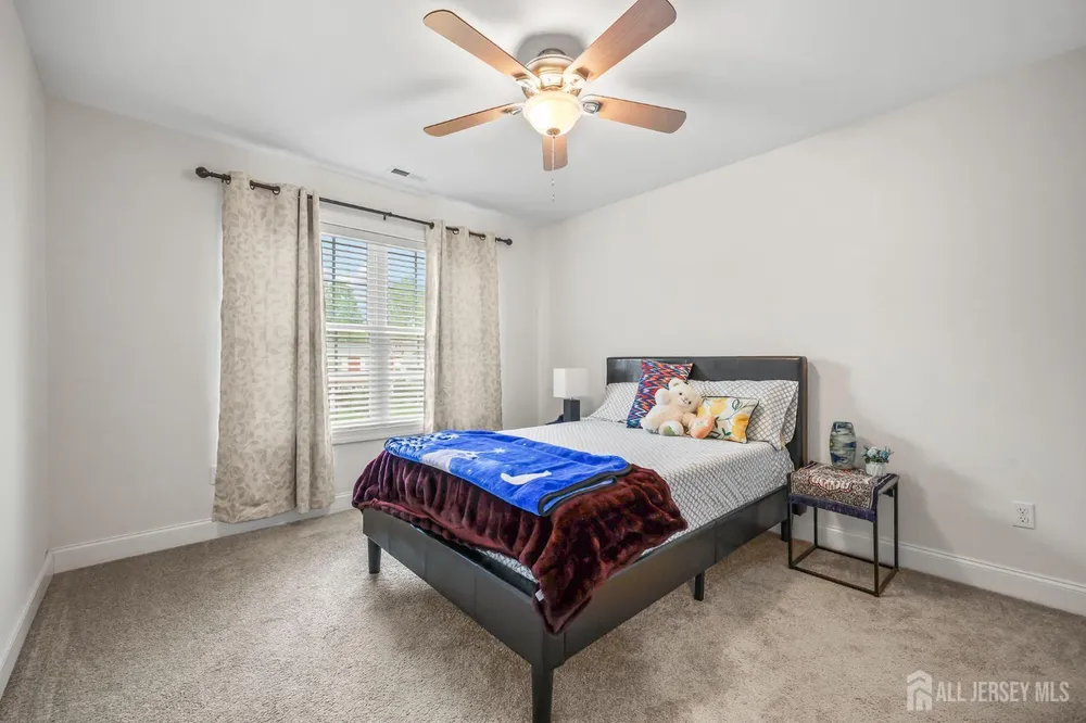136 Southwood Dr, Old Bridge, NJ 08857