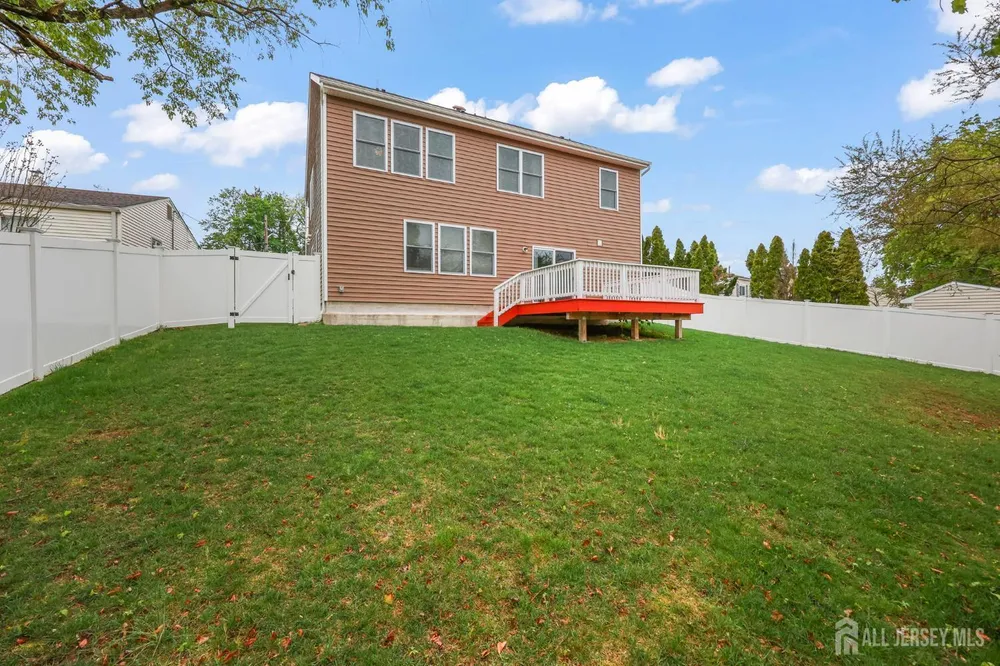 136 Southwood Dr, Old Bridge, NJ 08857