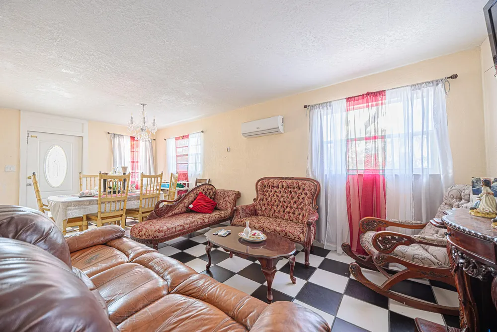 1125 NW 27th Ave, Fort Lauderdale, FL 33311