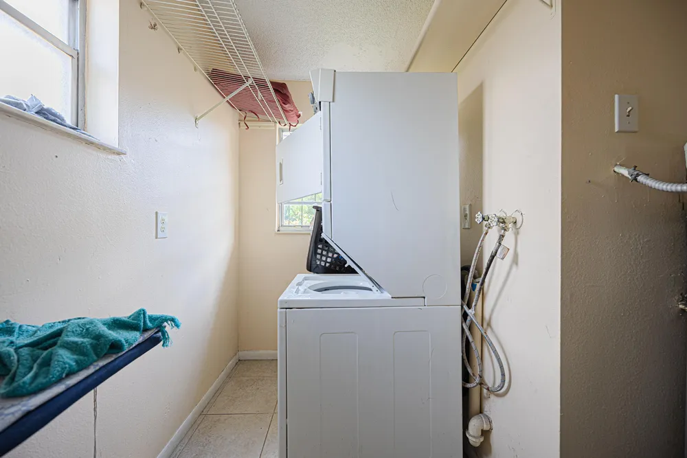 1125 NW 27th Ave, Fort Lauderdale, FL 33311