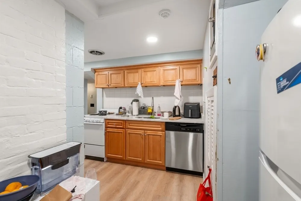 343 Harvard St, Cambridge, MA 02139