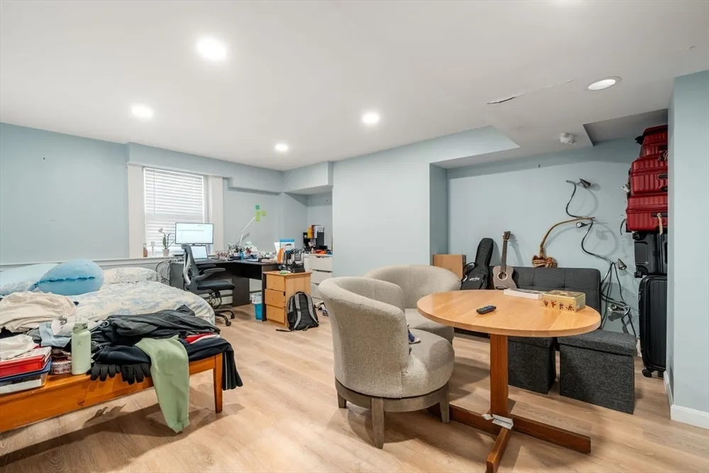 343 Harvard St, Cambridge, MA 02139