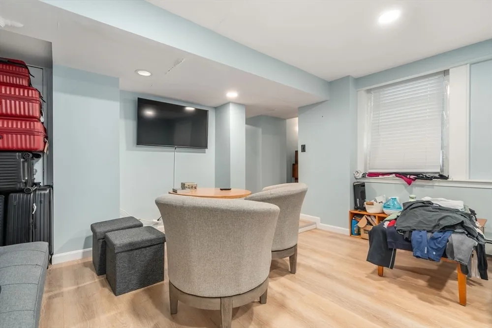 343 Harvard St, Cambridge, MA 02139