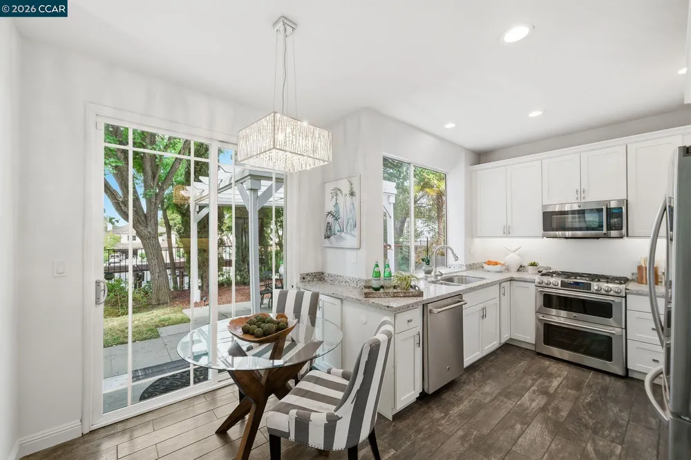 908 Vista Pointe Dr, San Ramon, CA 94582