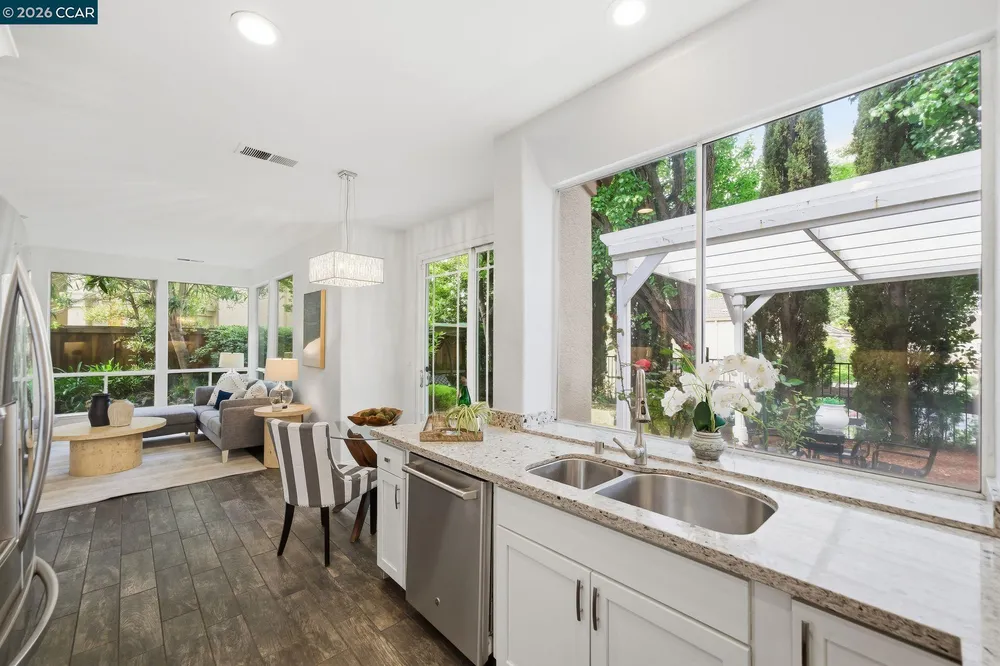 908 Vista Pointe Dr, San Ramon, CA 94582
