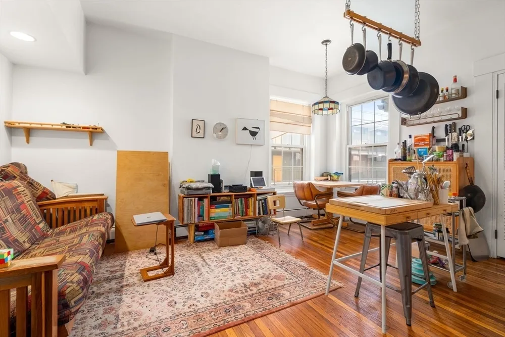 343 Harvard St, Cambridge, MA 02139