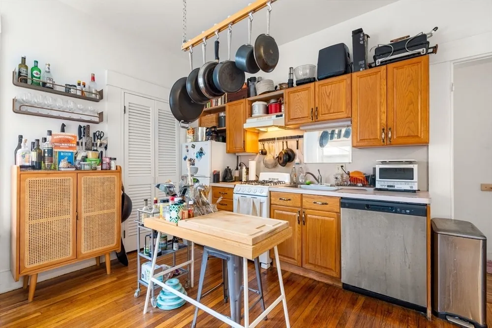 343 Harvard St, Cambridge, MA 02139