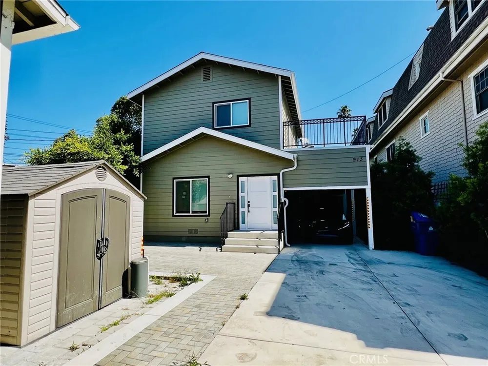 915 W 21st St, South Los Angeles, CA 90007