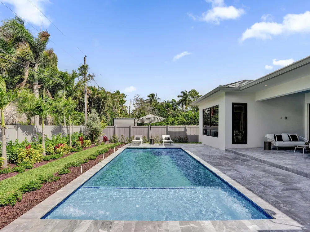 1523 NE 17th Way, Fort Lauderdale, FL 33304