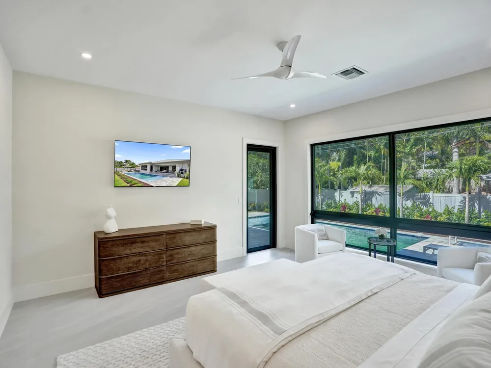 1523 NE 17th Way, Fort Lauderdale, FL 33304