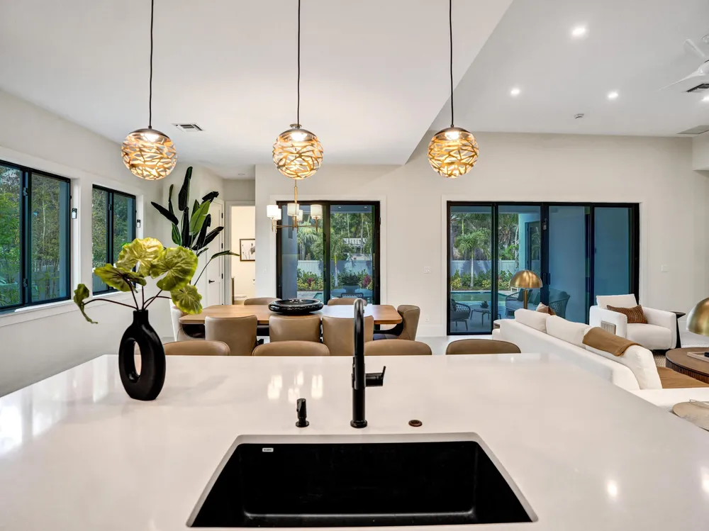 1523 NE 17th Way, Fort Lauderdale, FL 33304