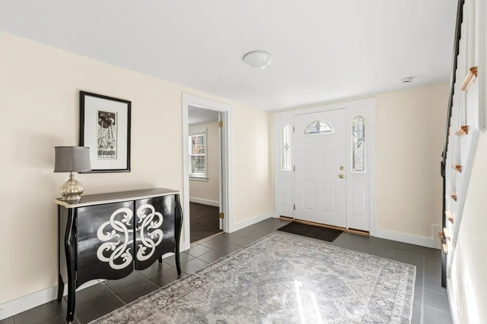 7 Longbow Circle, Lynnfield, MA 01940