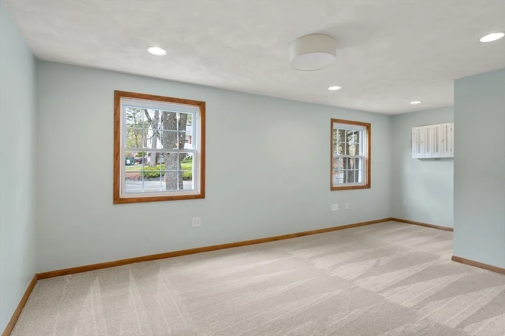 103 Wenham St, Danvers, MA 01923