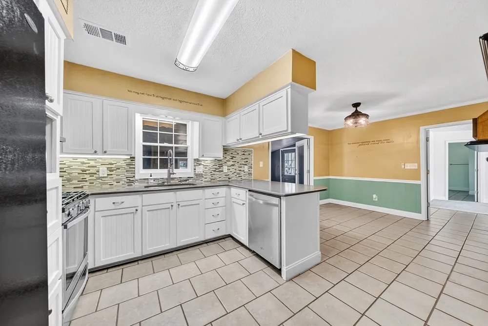 5918 Fornof Rd, Columbus, GA 31909
