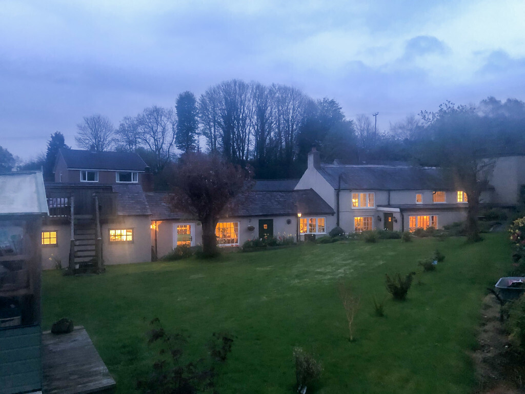Faugh Image 28