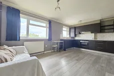 Fleetham Gardens, Lower Earley, Reading