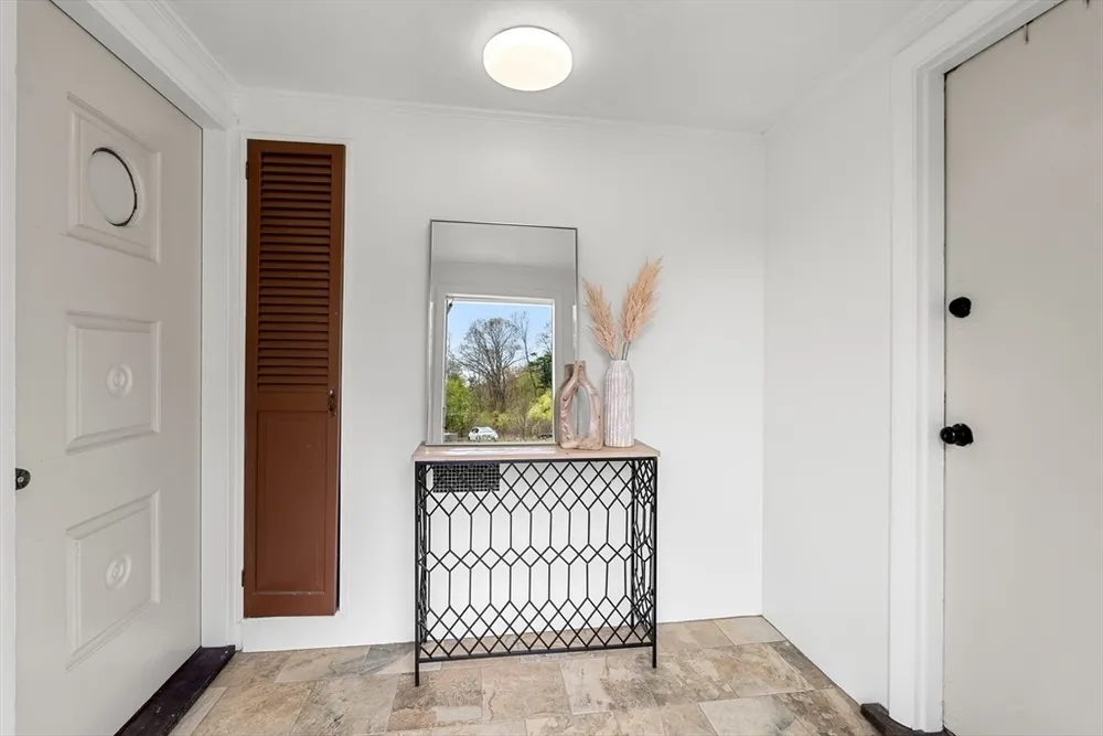 583 Chandler St, Tewksbury, MA 01876