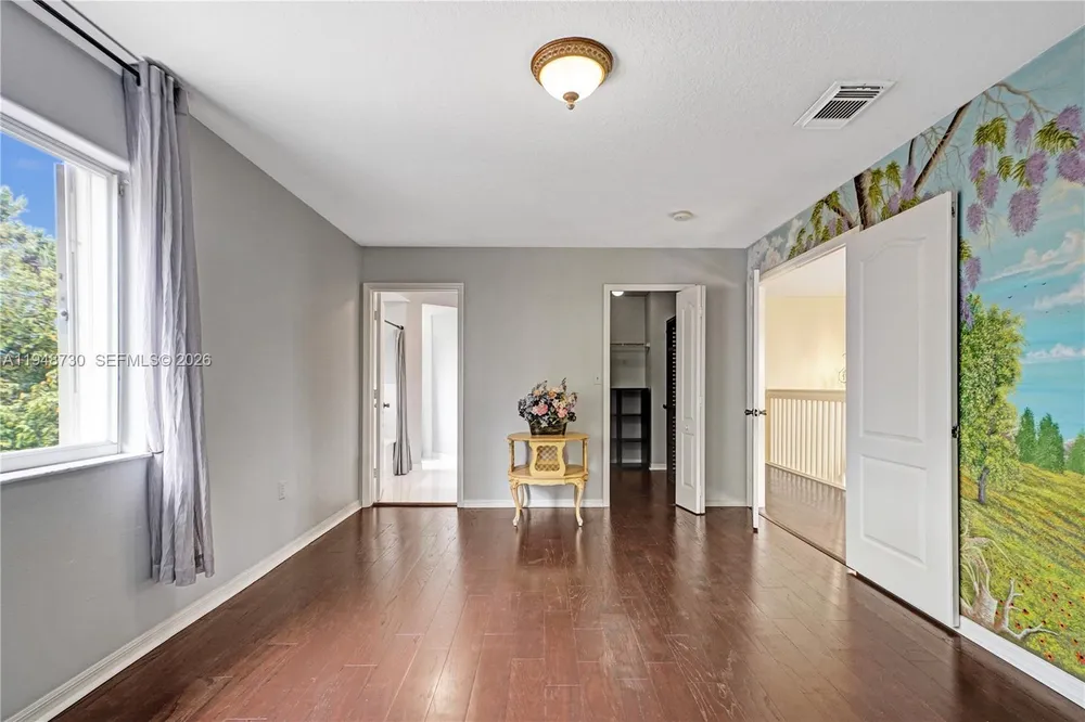 5502 SW 162nd Pl, Miami, FL 33185