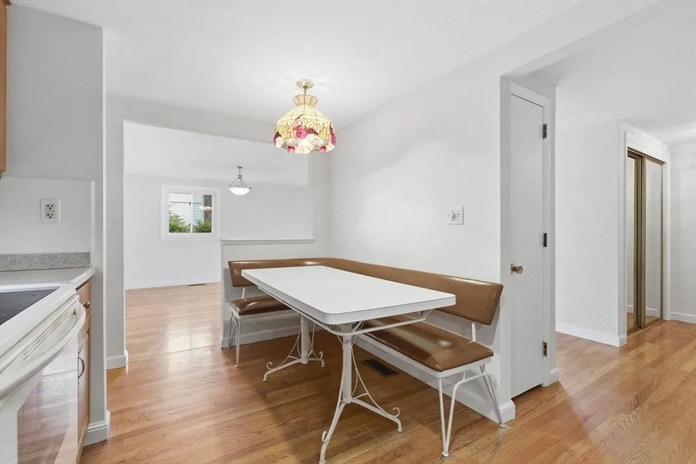 3 Spruce St, Stoneham, MA 02180