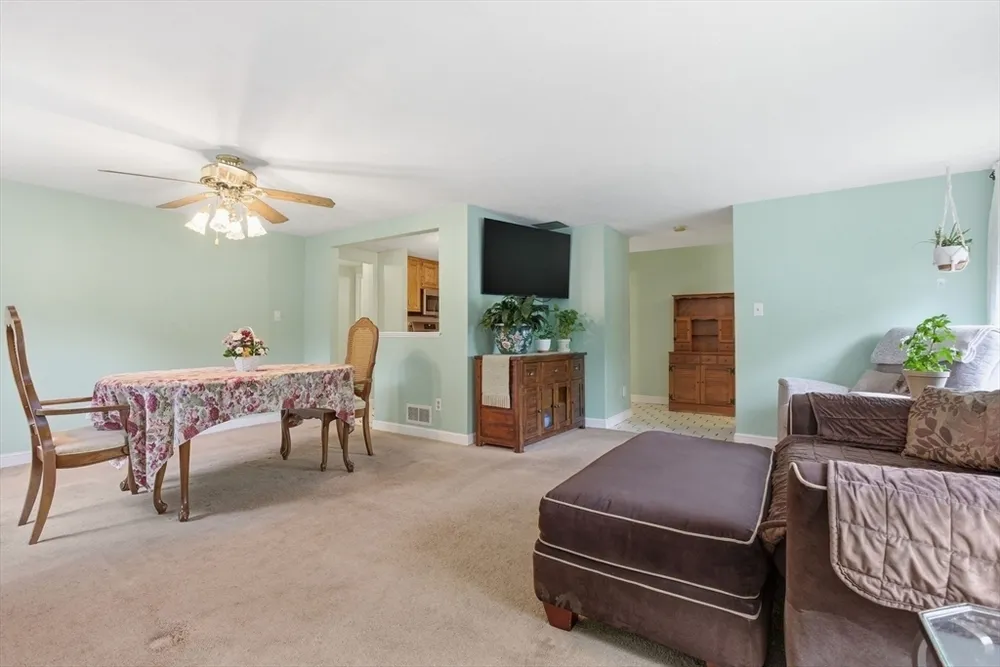 3 Spruce St, Stoneham, MA 02180