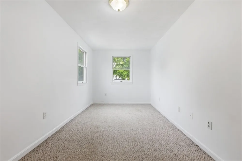 3 Spruce St, Stoneham, MA 02180