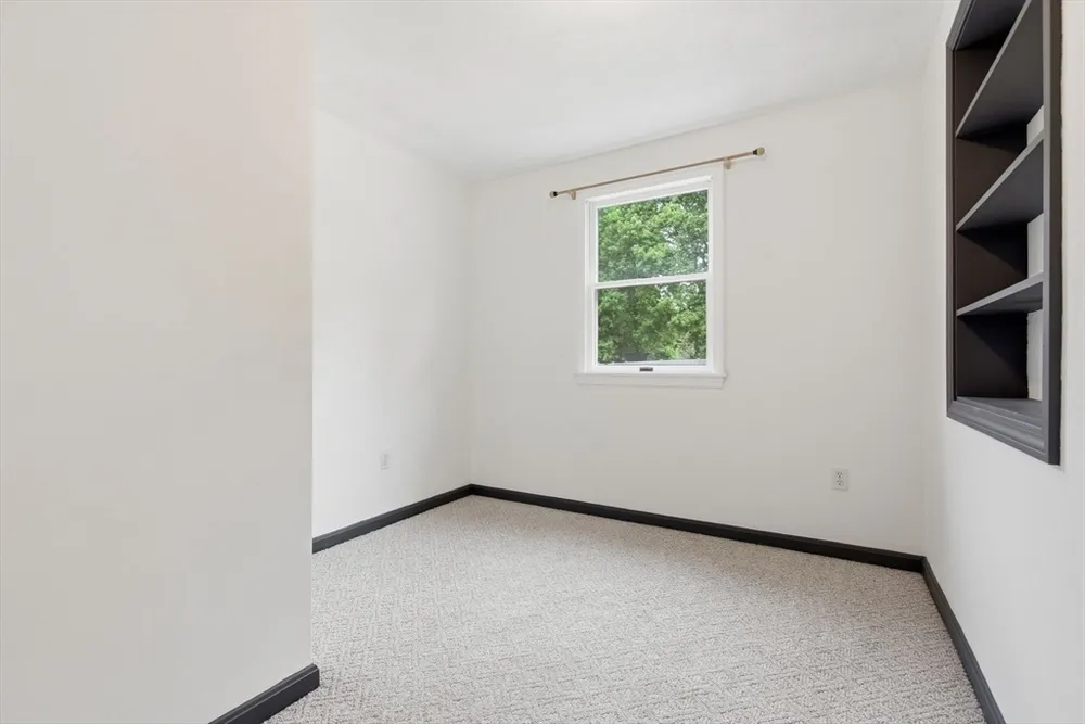 3 Spruce St, Stoneham, MA 02180