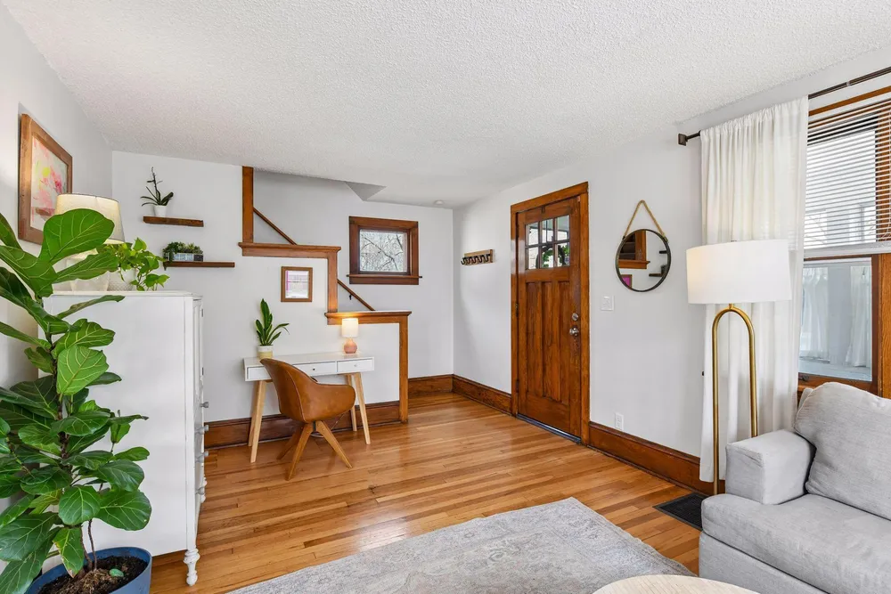 4156 Minnehaha Ave, Minneapolis, MN 55406