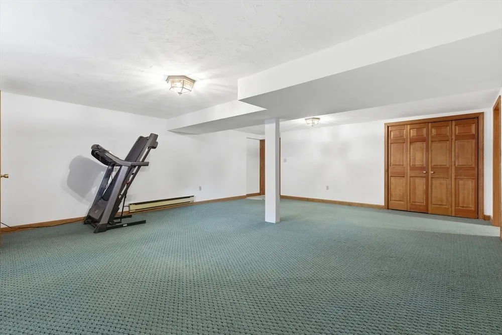 3 Spruce St, Stoneham, MA 02180