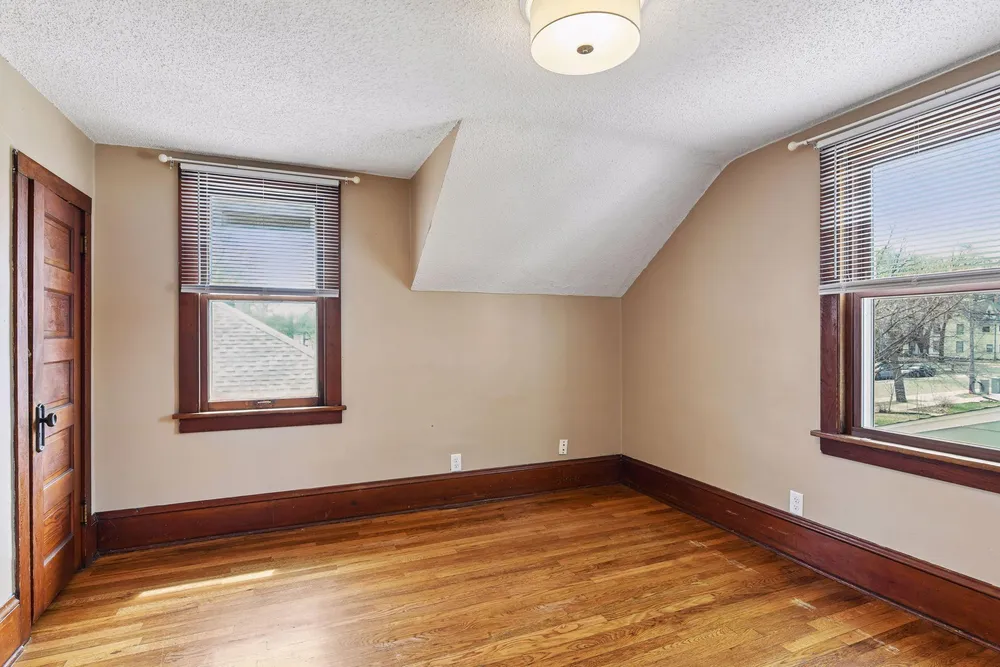 4156 Minnehaha Ave, Minneapolis, MN 55406