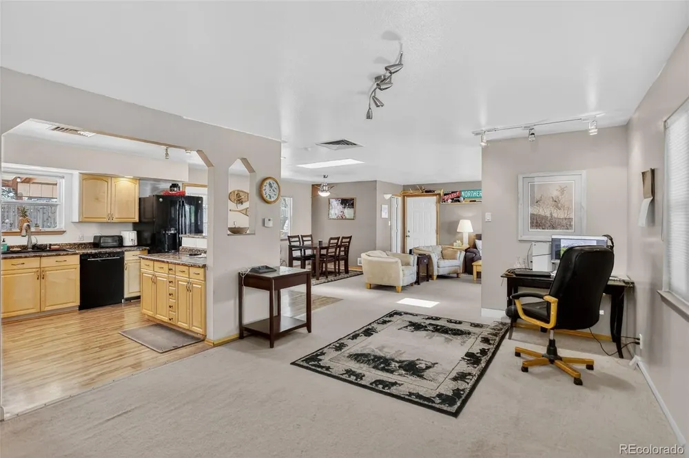 9900 W 57th Pl, Arvada, CO 80002