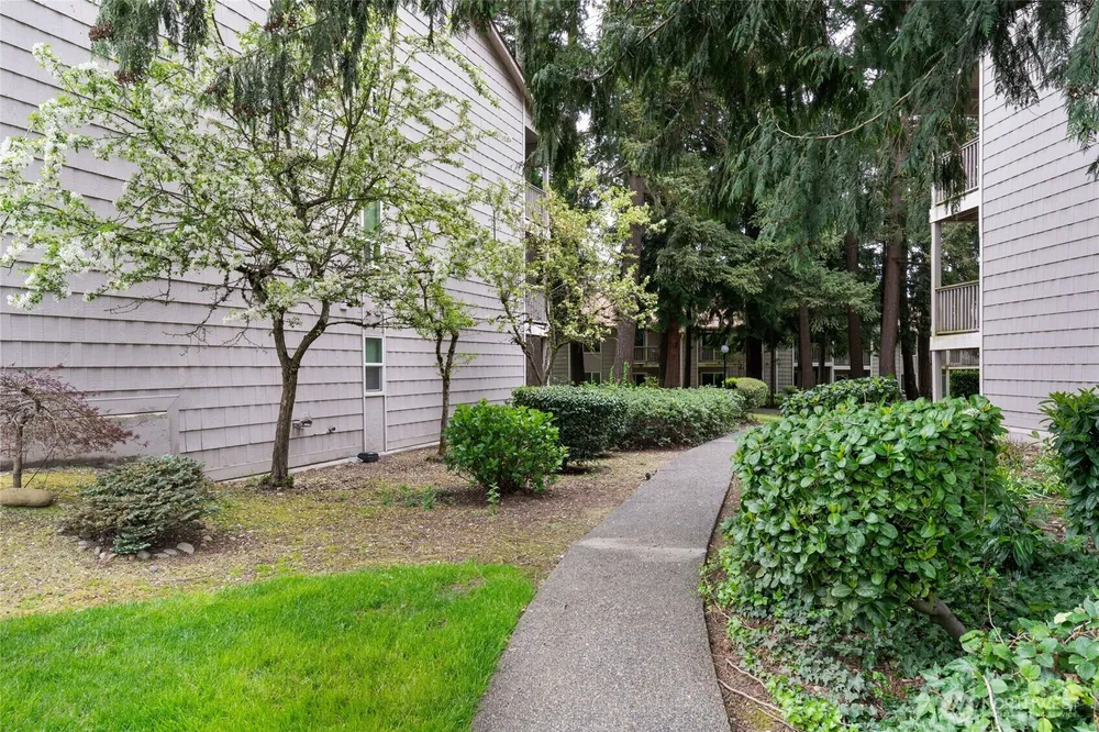 33030 17th Pl S, Federal Way, WA 98003