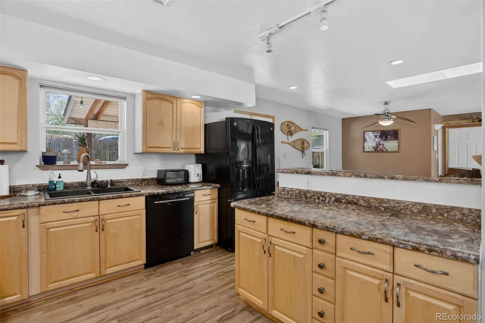9900 W 57th Pl, Arvada, CO 80002