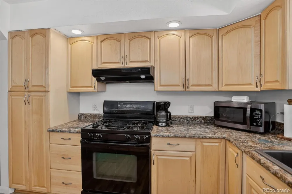9900 W 57th Pl, Arvada, CO 80002