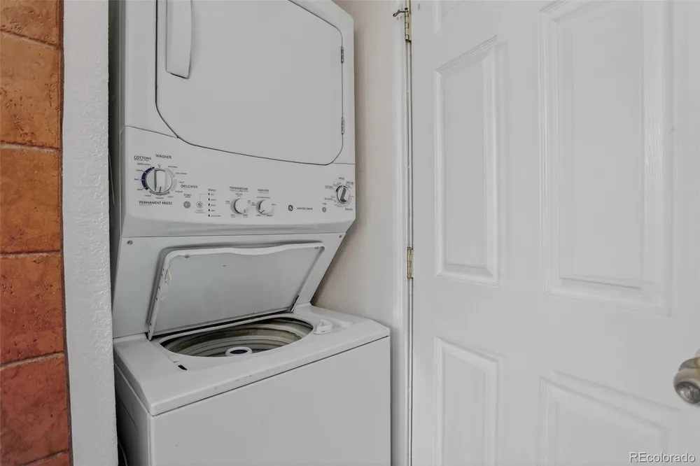 9900 W 57th Pl, Arvada, CO 80002
