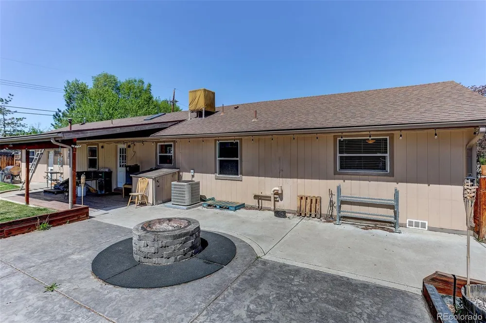 9900 W 57th Pl, Arvada, CO 80002