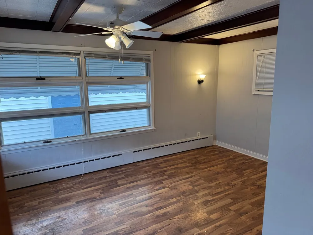 238 MacArthur St E, South Saint Paul, MN 55075
